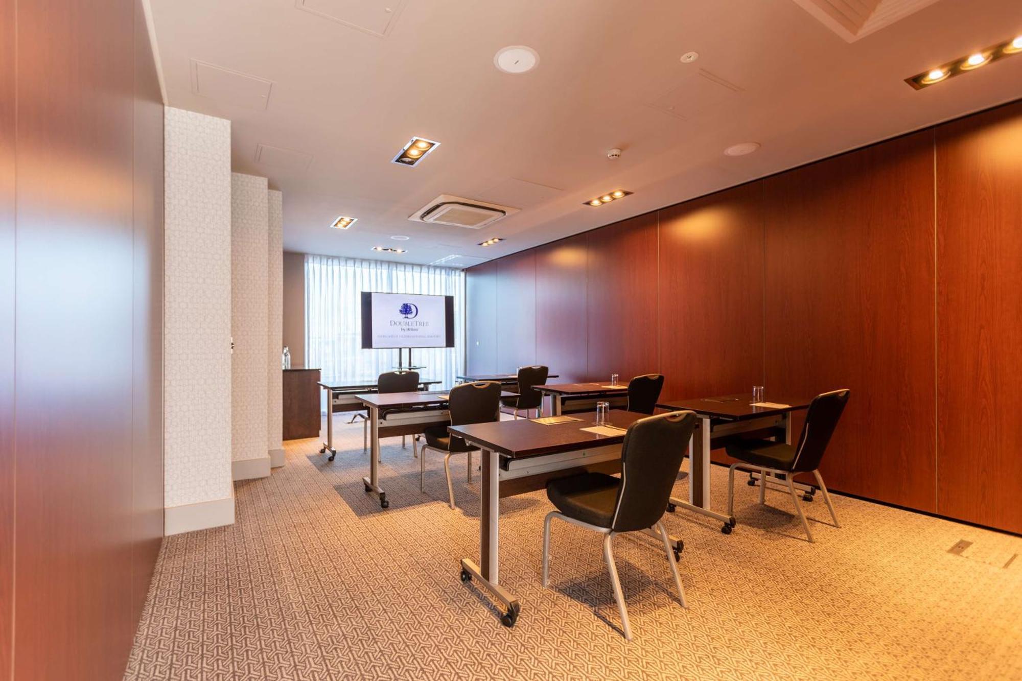 Doubletree By Hilton International Airport Отель Ньюкасл-апон-Тайн